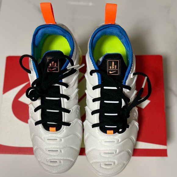 Nike Womens Air VaporMax Plus DQ4695-001 size 8 athletic sports gym running - Picture 12 of 15